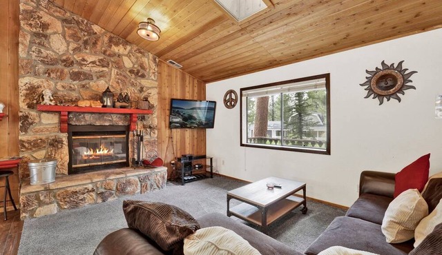 1454-pines And Needles 2 Bedroom Home by RedAwning
