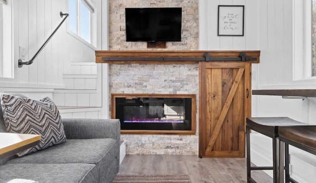 Charming Tiny Home in Olive Grove - Near Sequoias