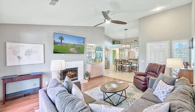 Jaw Dropping Mountain View Condo