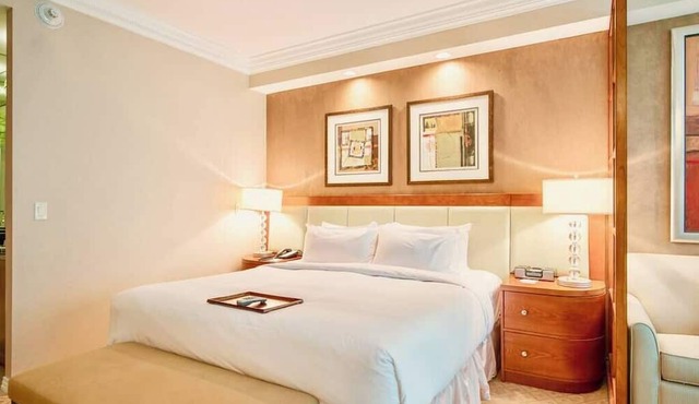 No Resort Fee | Strip Views, Pools & Parking