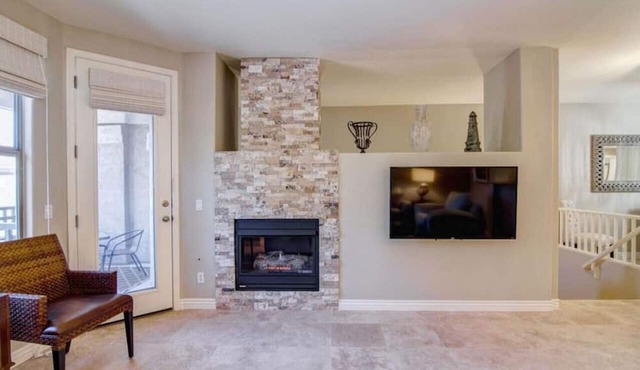 Luxury Living in Kierland Greens