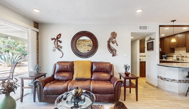Charming condo, conveniently located, with shared pool & w/d