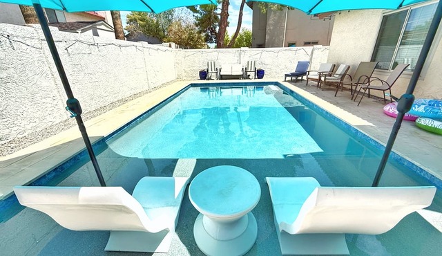 Elegant & Escape w/Pool! Cozy Family-Friendly Home w/Foosball