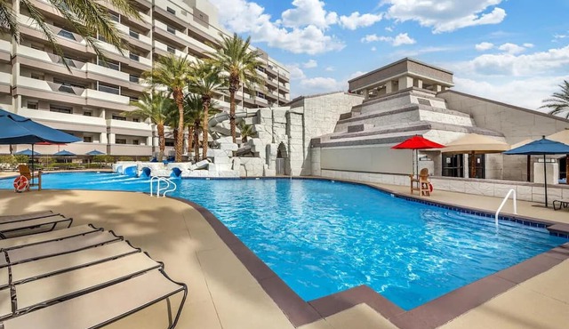 Resort Retreat with Free Parking Near Airport & Las Vegas Entertainment