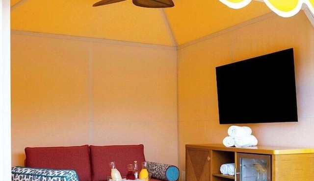 1-Bedroom Suite at a 4⭐️ Hotel