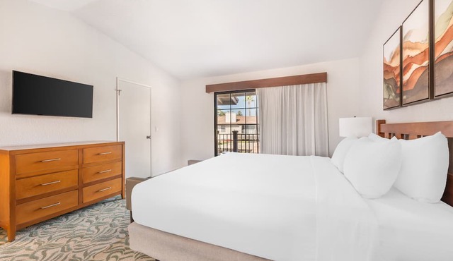 Look No More! Two Great Units, Near Santaya Isabel, Pool, Hiking, Game Room