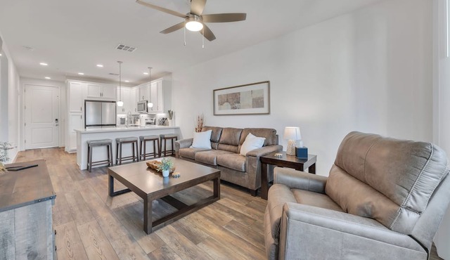 NEW! Luxurious, Beautiful Condo located in the heart of Chandler
