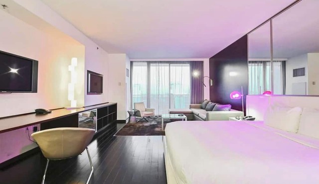 StripSuite Palms Place Hotel/Resort & Casino- NO RESORT FEE