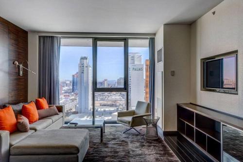 Strip View Luxury Studio No Resort Fee Palms Place